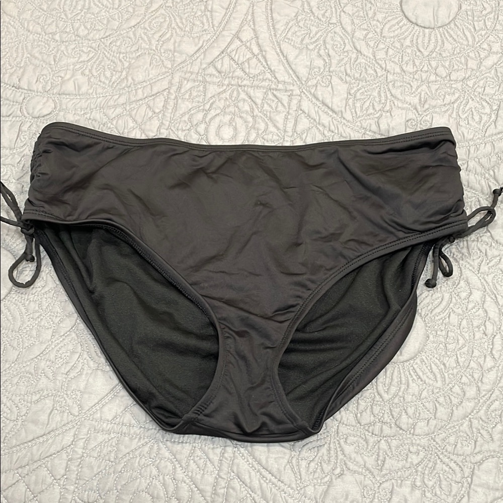 *3 for $10* Black swim bottoms XL